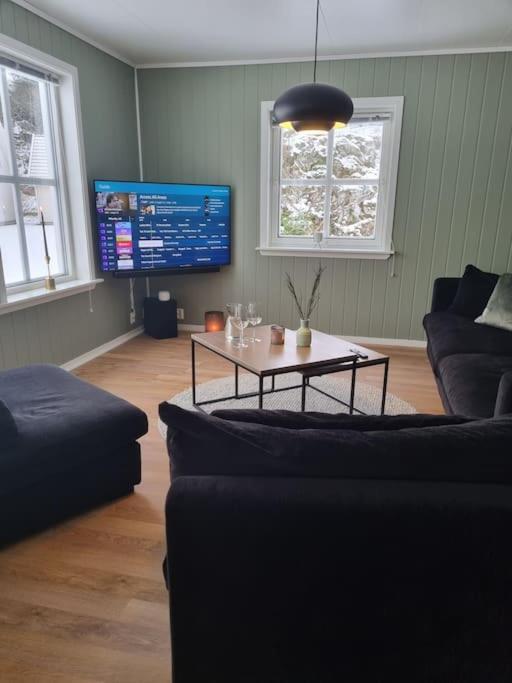 Vakantiehuis Moderne Hus Med 5 Soverom Og 2 Bad Pa Hidra