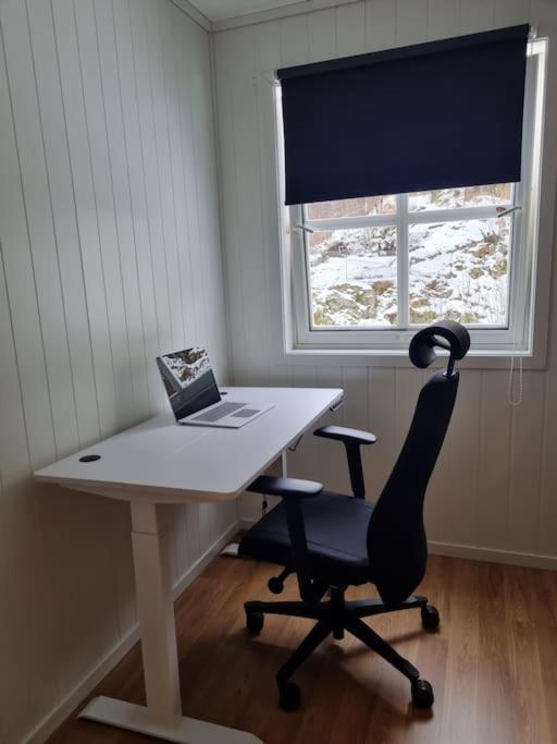Moderne Hus Med 5 Soverom Og 2 Bad Pa Hidra Vakantiehuis